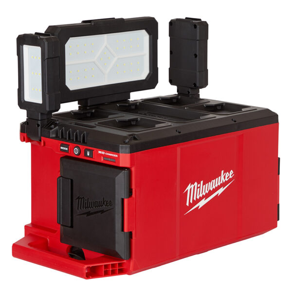MILWAUKEE 2357-20 M18 PackOut Light/Charger - Image 2