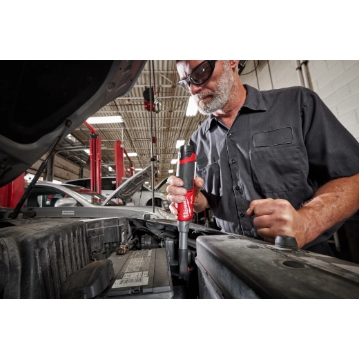 MILWAUKEE 2568-20 M12 FUEL™ 1/4" Extended Reach High Speed Ratchet (Tool Only) - Image 4