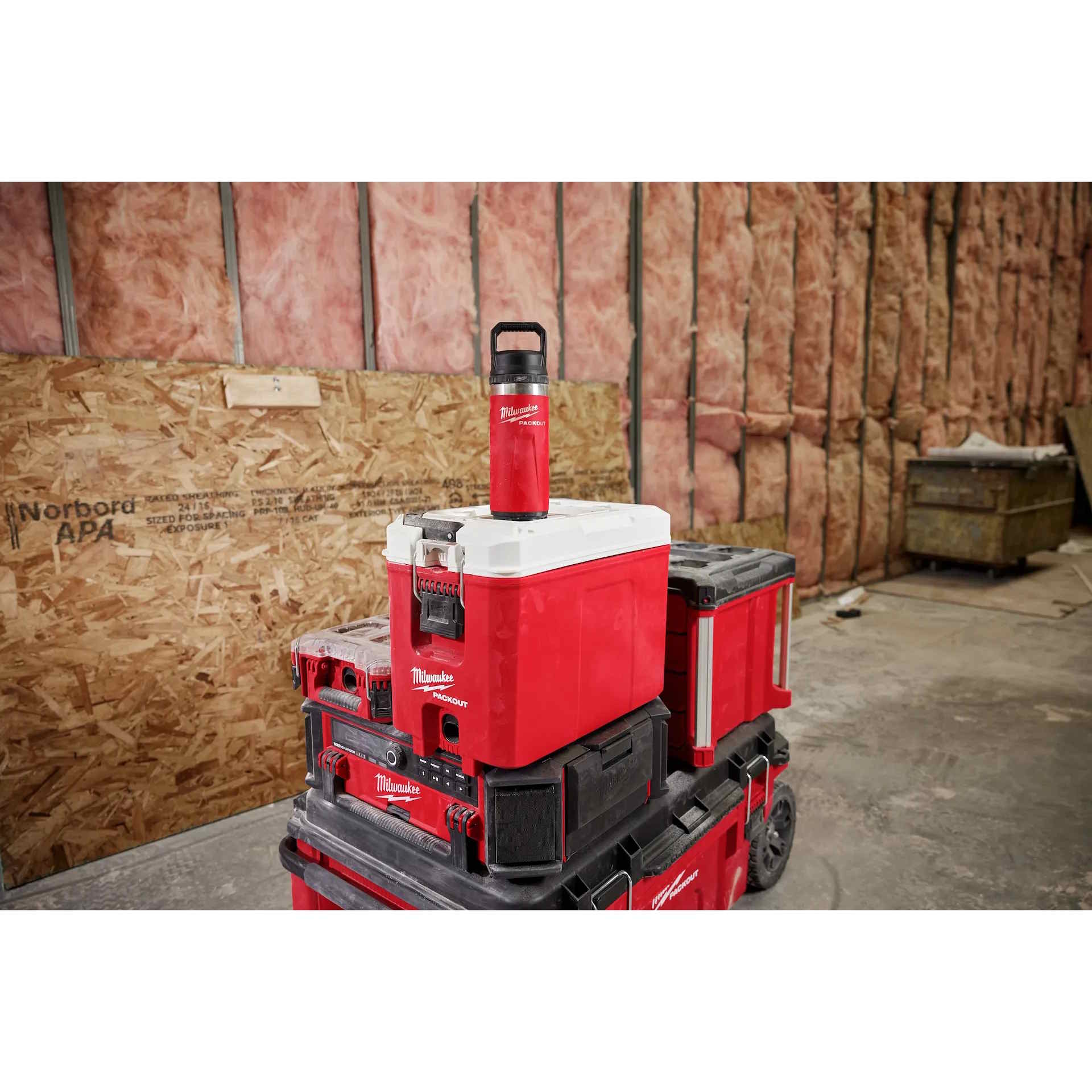 MILWAUKEE 48-22-8382R PACKOUT 18oz Insulated Bottle with Chug Lid - Red - Image 7