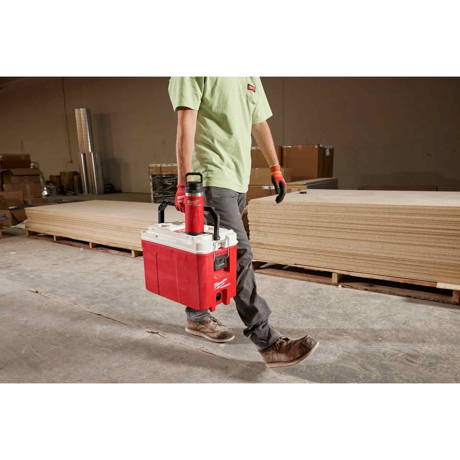 MILWAUKEE 48-22-8382R PACKOUT 18oz Insulated Bottle with Chug Lid - Red - Image 8