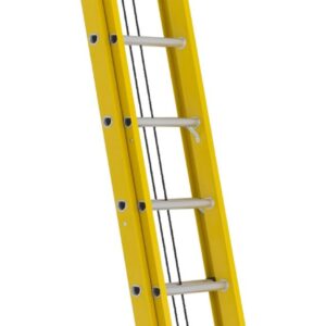 FEATHERLITE 6932 32' Fiberglass Ext Ladder D-Rung