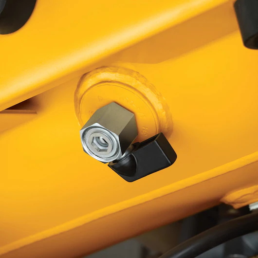 DEWALT D55146 1.6 HP Continuous 225 PSI 4.5 Gallon Compressor - Image 10