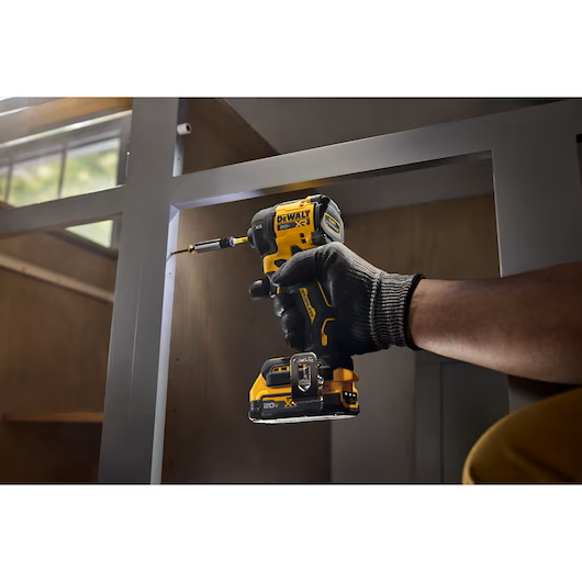 DEWALT DCF870B 20V MAX XR 1/4" Quiet Hydraulic Impact Driver (Tool Only) - Image 9