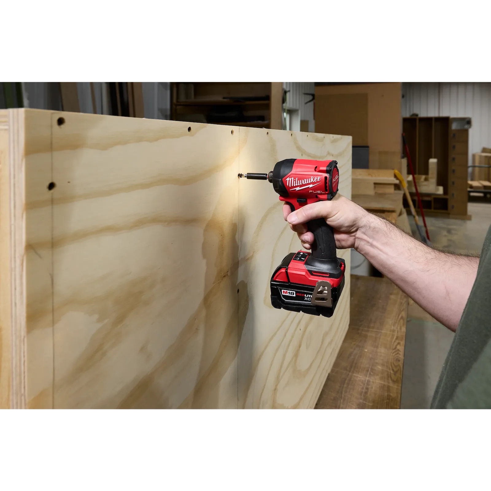 MILWAUKEE 2761-20 M18 FUEL™ SURGE™ 1/4" Hex Hydraulic Driver - Image 8