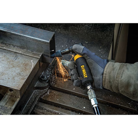 DEWALT DWMT70782L Pneumatic Angle Die Grinder - Image 3