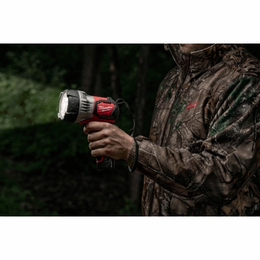 MILWAUKEE 2353-20 M12 TrueView LED Spotlight 750 Lumens - Image 5