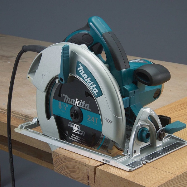 MAKITA 5008MGA 8-1/4" Circular Saw w/3" cutting depth - Image 2