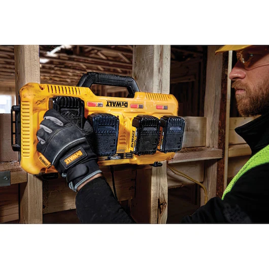 DEWALT DCB104 20V/60V MAX 8.0 AMPS 4-Port Fast Battery Charger - Image 7