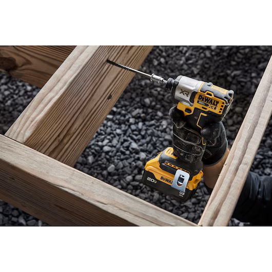 DEWALT DCF845P2 20V MAX* XR ¼” 3-Speed Impact Driver 2 Battery Kit - Image 8