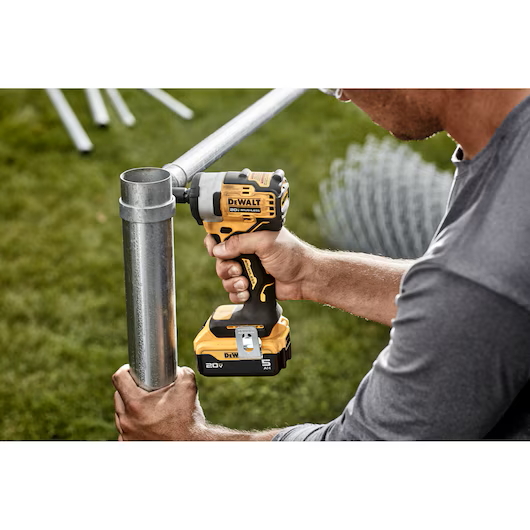 DEWALT DCF913P2 20V MAX Brushless 3/8" Impact Wrench w/ Hog Ring Anvil Kit - Image 5