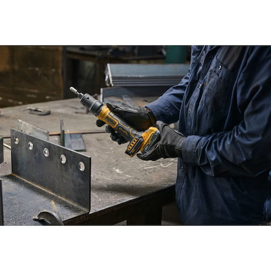 DEWALT DCG420B ATOMIC 20V MAX* Die Grinder (Tool Only) - Image 11