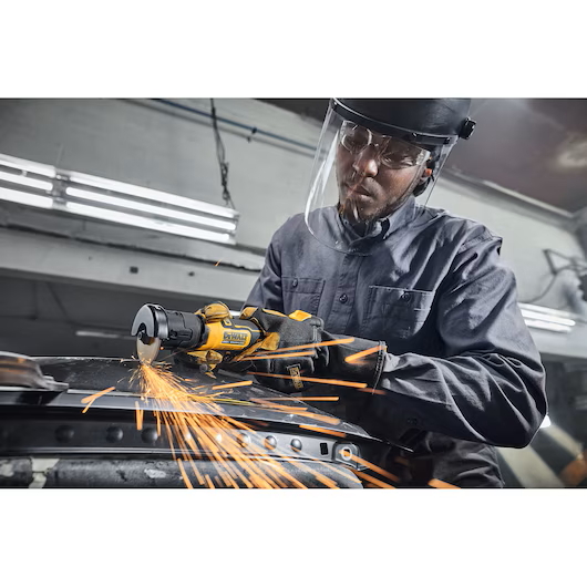 DEWALT DCG430B ATOMIC COMPACT SERIES™ 20V MAX* 3" Cut-Off Tool (Tool Only) - Image 9