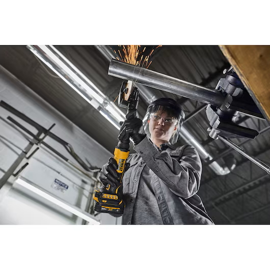 DEWALT ATOMIC COMPACT SERIES 20V MAX 4" Extended Cut-Off Tool (Tool Only) - Image 8