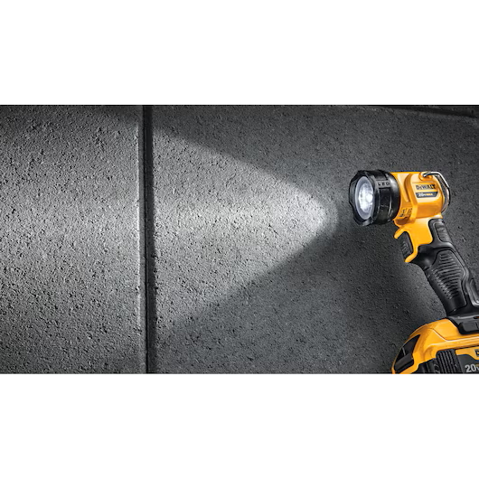 DEWALT DCL040 20V MAX Li-Ion LED Work Light (Tool Only) - Image 10