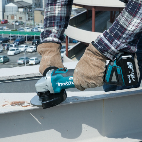 MAKITA DGA504Z 18V 5" Brushless Cordless Grinder (Tool Only) - Image 2