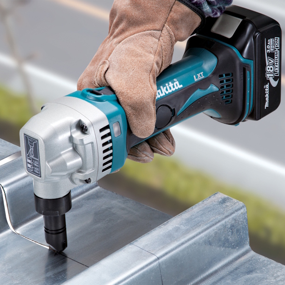 MAKITA DJN161Z 18V LXT Nibbler 16G (Tool Only) - Image 2