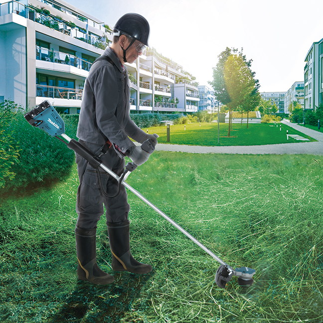 MAKITA DUR368LPT4 36V(18Vx2) LXT BL 15" Line Trimmer, 5.0Ah x4Kit - Image 2