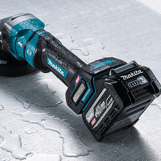 MAKITA GA050GZ 40Vmax XGT Brushless 5" Angle Grinder w/Paddle Switch (Tool Only) - Image 5