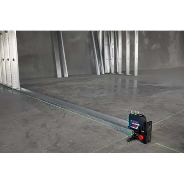 BOSCH GLL3-330CG 360° Green-Beam Three-Plane Leveling and Alignment-Line Laser - Image 8