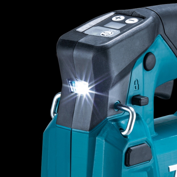 MAKITA GP001GZ 40Vmax XGT Brushless Grease Gun 10,000 PSI (Tool Only) - Image 6