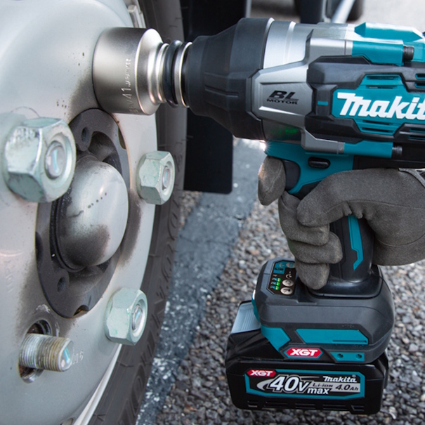 MAKITA TW001GM102 40V BL 3/4" High Torque Impact Wrench Kit w/4Ah Bat, Charg - Image 3