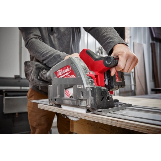 MILWAUKEE 48-08-0570 - 31" Track Saw Guide Rail - Image 3