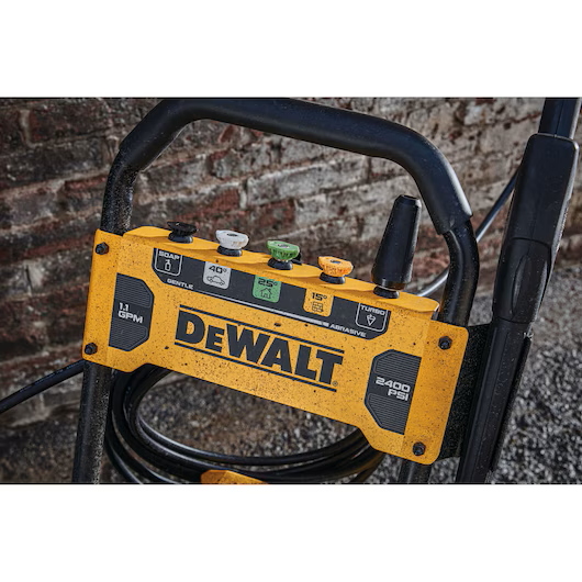DEWALT DWPW2400-CA Pressure Washer 2,400 PSI, 1.1 GPM, 13 Amp, w/ 25' Hose - Image 8
