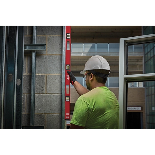 MILWAUKEE MLIBM48 48" Magnetic I-Beam Level - Image 3