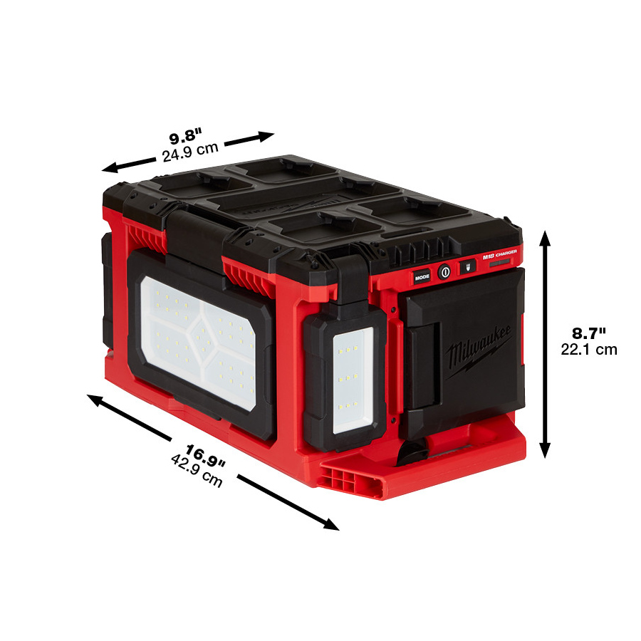 MILWAUKEE 2357-20 M18 PackOut Light/Charger - Image 3