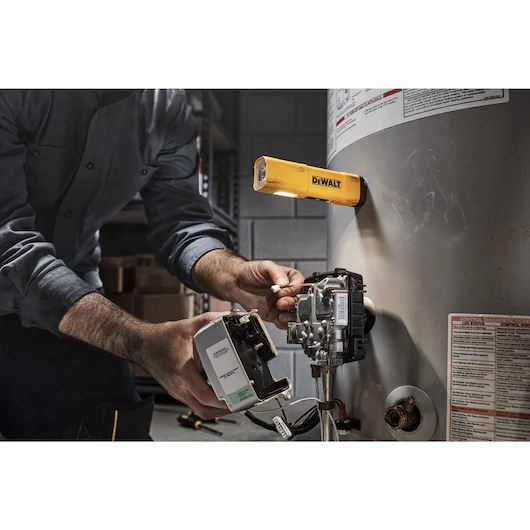DEWALT DCL183 LED Flashlight, USB-C Rechargeable, Jobsite - Image 6