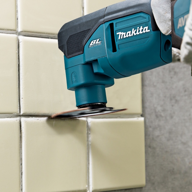 MAKITA DTM53ZX3 18V LXT Brushless Tool-less Multi Tool (Tool Only) - Image 2
